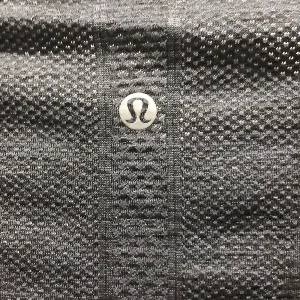Lululemon Swiftly Tech shirt